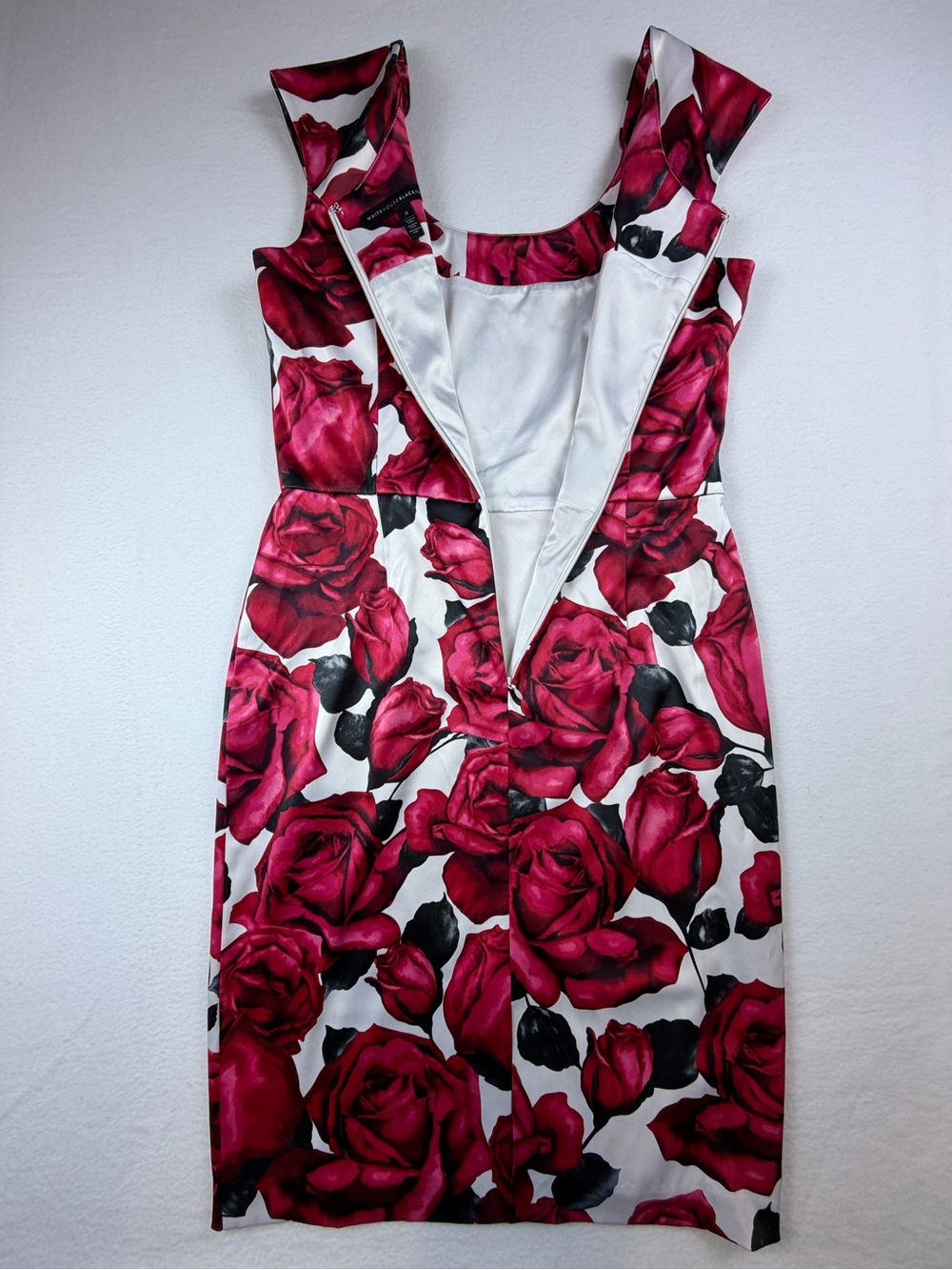 White House Black Market Red Rose Print Sheath Dress Size 6 Sleeveless Cocktail - Picture 12 of 12